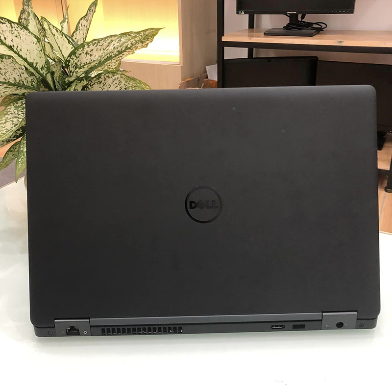 Used Dell Precision M3520 Laptop – Core i7, Like New 80%