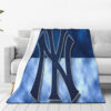 New York Yankees Blankets - Fleece Blanket for Couch - Soft (Throw Size) new york yankees blankets fleece blanket for couch soft throw size ver 58