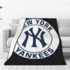 New York Yankees Blankets - Sherpa Blanket for Couch - Cozy (Multiple Sizes) new york yankees blankets sherpa blanket for couch cozy multiple sizes ver 46